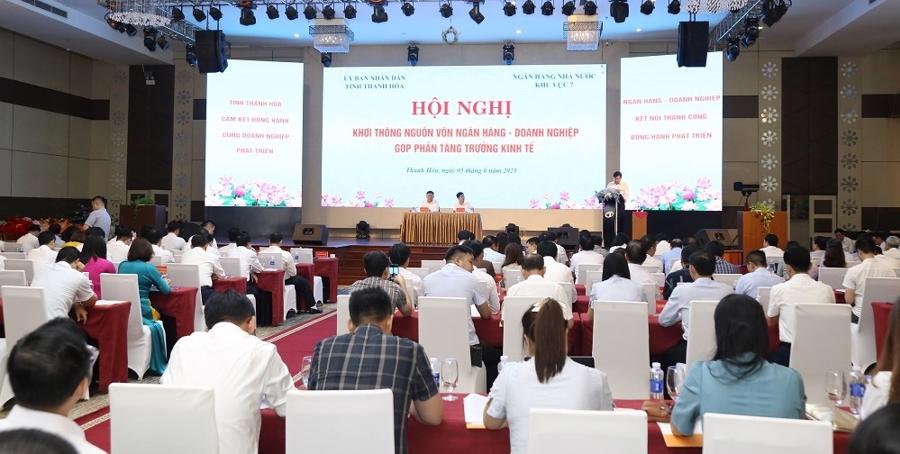Toàn cảnh hội nghị