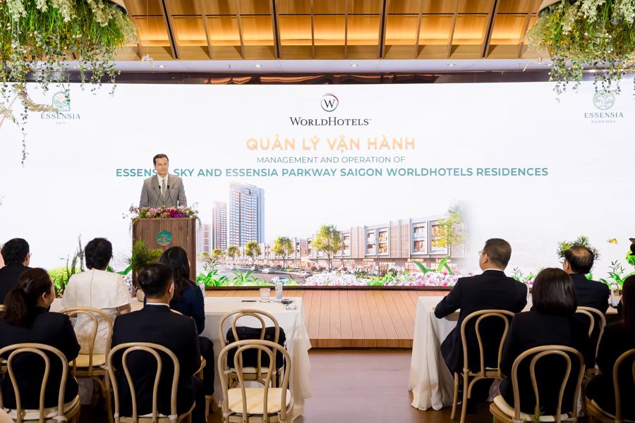 Đại diện Tập đo&agrave;n BWH&reg; Hotels - Chủ sở hữu thương hiệu WorldHotels&trade;, &ocirc;ng Cyrill Czerwonka - Tổng gi&aacute;m đốc Điều h&agrave;nh &amp; Ph&aacute;t triển Kinh doanh - Khu vực Ch&acirc;u &Aacute; Th&aacute;i B&igrave;nh Dương ph&aacute;t biểu.