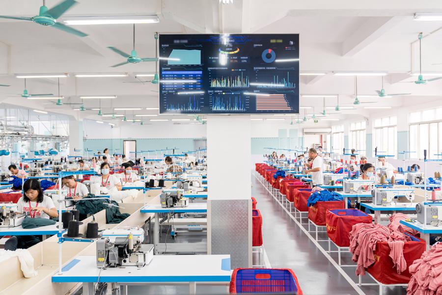 Lộ trình hướng tới Net Zero của Shein dựa vào ba trụ cột chiến lược: Con người, Hành tinh và Quy trình.