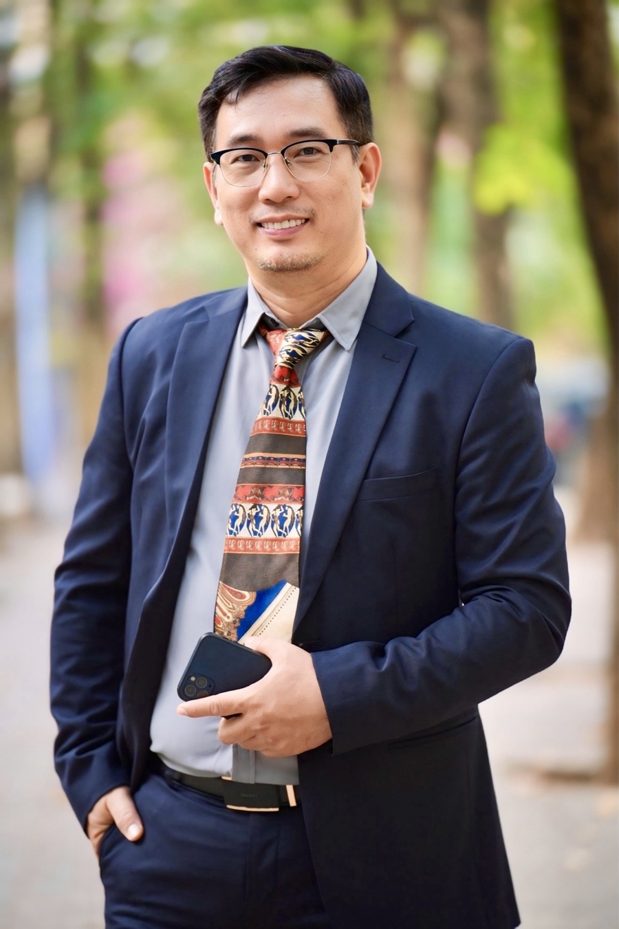 TS. Đỗ Anh Đức, , Trưởng Bộ môn Truyền thông số, Viện Đào tạo báo chí và Truyền thông, Trường Đại học Khoa học Xã hội và Nhân văn.