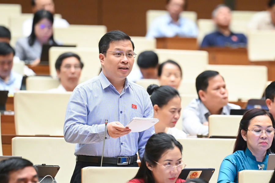 Đại biểu Nguyễn Danh Tú, đoàn Đại biểu Quốc hội tỉnh Kiên Giang. Ảnh:Quochoi.vn