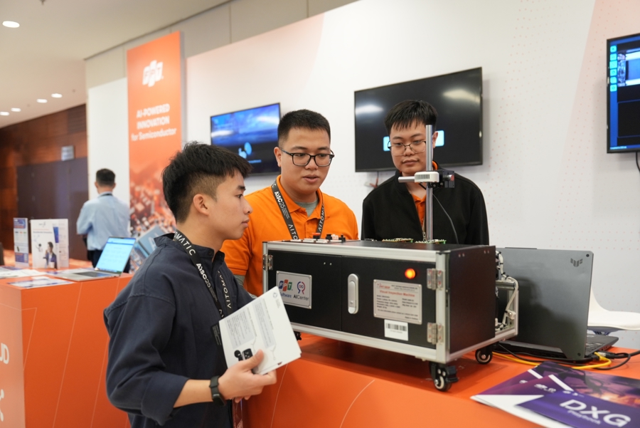Tập đo&agrave;n FPT mang đến AI Summit &amp; Conference 2024 với loạt giải ph&aacute;p AI ti&ecirc;n tiến v&agrave; c&ocirc;ng nghệ b&aacute;n dẫn đột ph&aacute;.