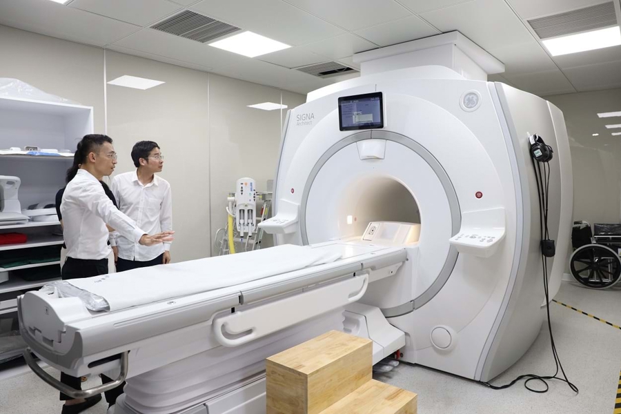 Bệnh viện Việt tiếp cận công nghệ xét nghiệm và chẩn đoán mới - Ảnh 2