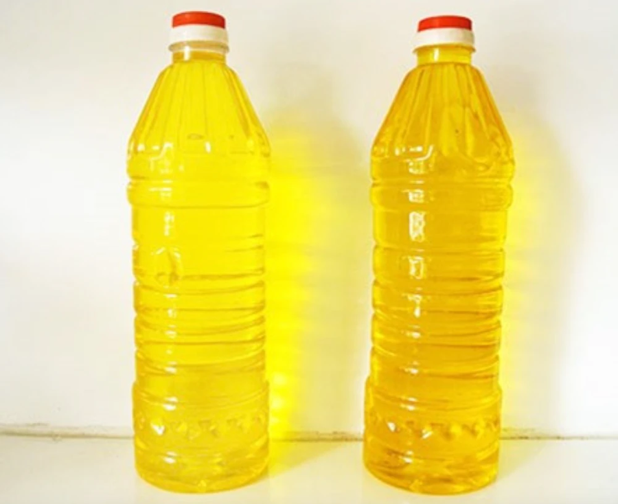 Tối 24/6, Bộ Y tế đã phát đi cảnh báo việc nhập khẩu dầu ăn dành cho thức ăn chăn nuôi để sản xuất thành dầu ăn chế biến thực phẩm cho người.