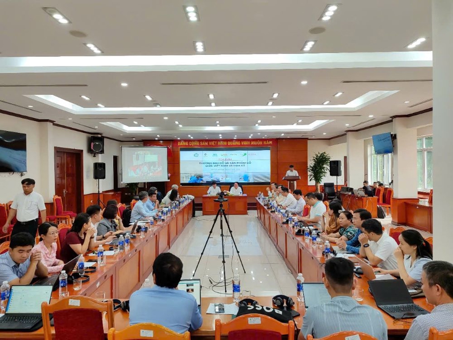 Quang cảnh toạ đàm