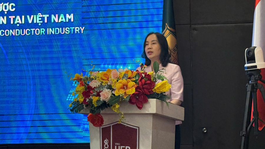 B&agrave; Nguyễn Thị Kim Anh, Ủy vi&ecirc;n thường trực Ủy ban Khoa học, C&ocirc;ng Nghệ v&agrave; M&ocirc;i trường của Quốc hội