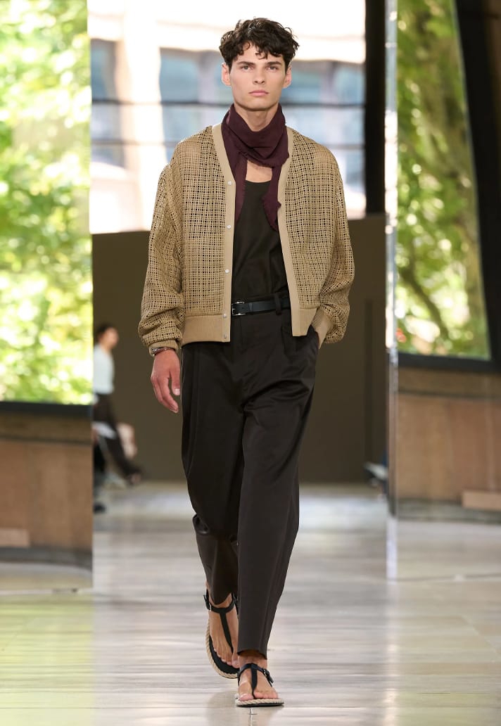 Đồ da cho mùa hè - sự xa xỉ tối thượng của Hermès   - Ảnh 8