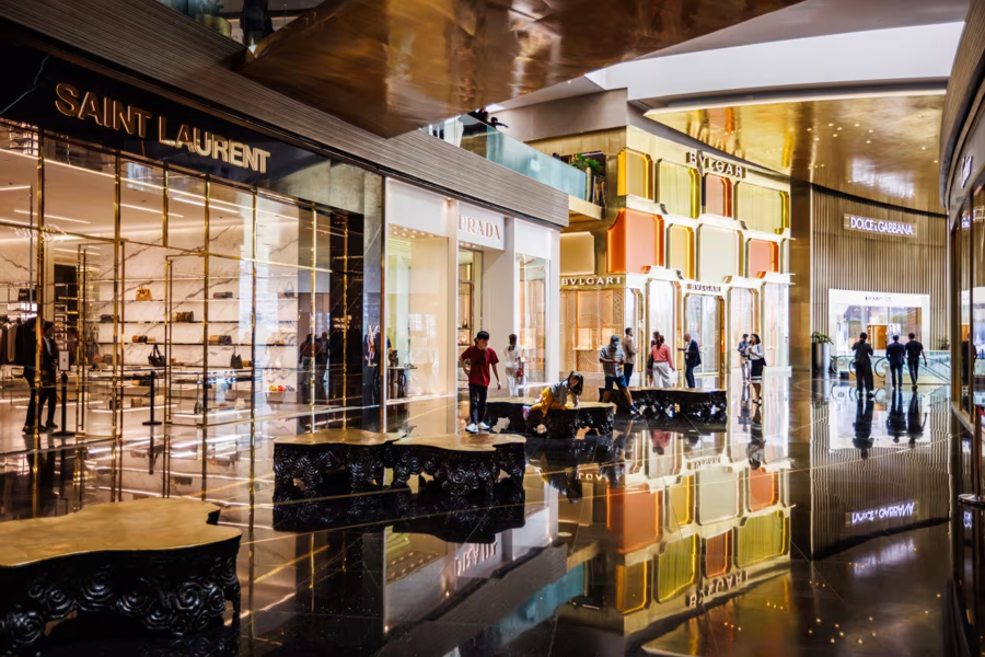 Saint Laurent mở màn Tuần lễ thời trang nam Paris - Ảnh 19