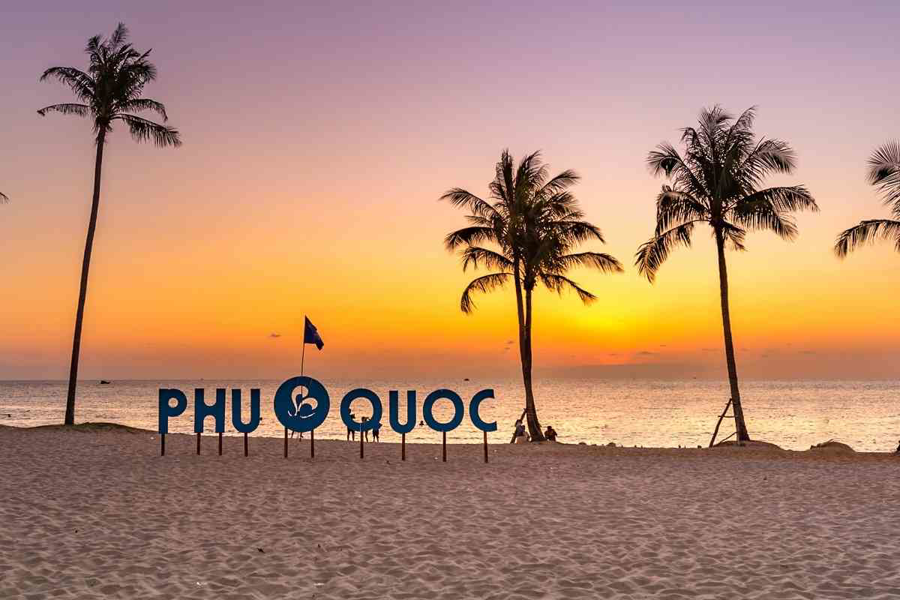Hiện tại, tuyến TP.HCM - Ph&uacute; Quốc ghi nhận gi&aacute; v&eacute; khứ hồi từ 6 - 8 triệu đồng.