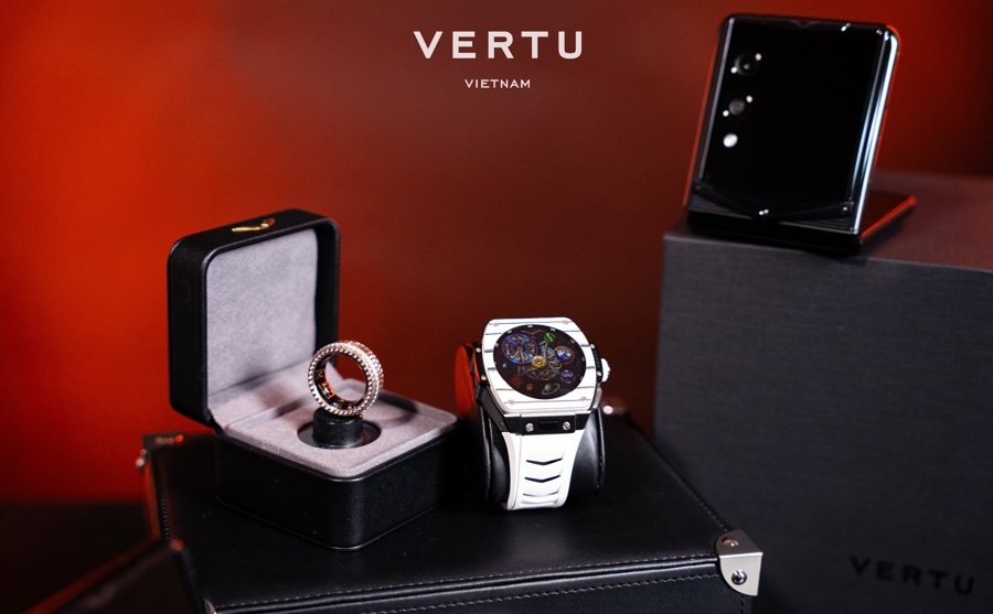 Vertu lại viết tiếp chuẩn mực xa xỉ với chiếc điện thoại từ đá cẩm thạch - Ảnh 2