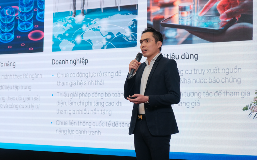 Ông Nguyễn Huy, Trưởng Ban Công nghệ, Hiệp hội Dữ liệu quốc gia, chia sẻ tại sự kiện.