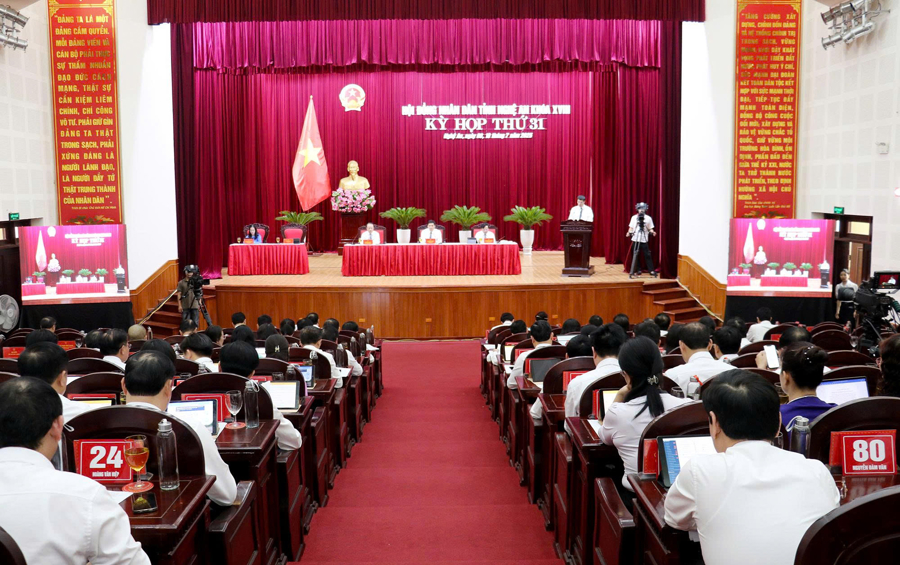 Toàn cảnh kỳ họp