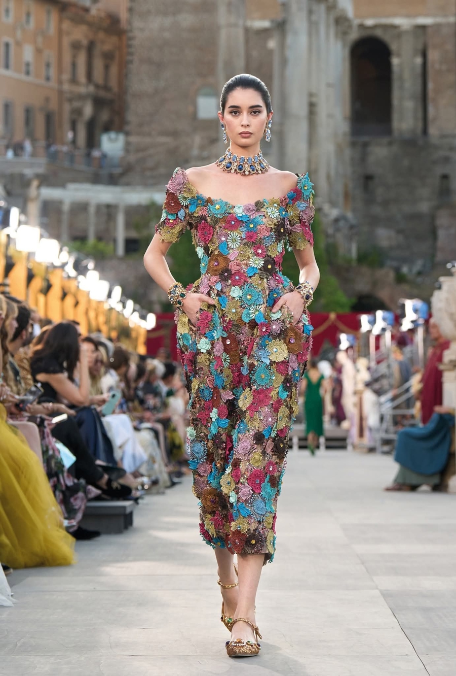 Thời trang Ý tỏa sáng ở thành Rome - Ảnh 9