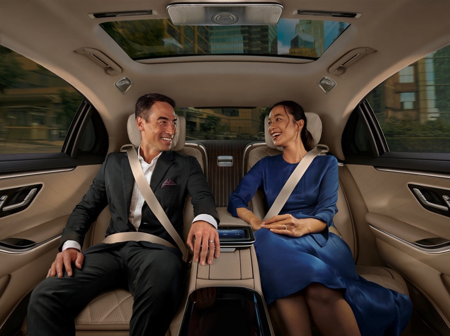 Thế giới êm ái của S-Class.