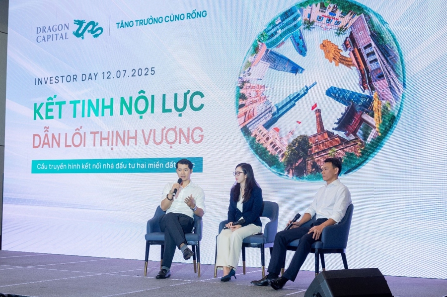 C&aacute;c chuy&ecirc;n gia Dragon Capital tại sự kiện d&agrave;nh cho nh&agrave; đầu tư gần đ&acirc;y.