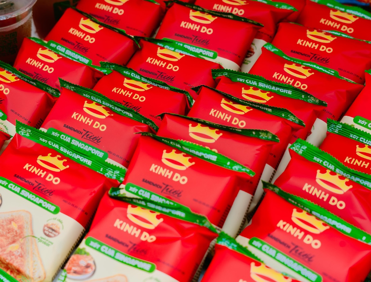 Kinh Do’s Singapore Crab Sauce Sandwich has quickly resonated with Gen Z consumers looking for fresh-flavored, convenient snacking options. 