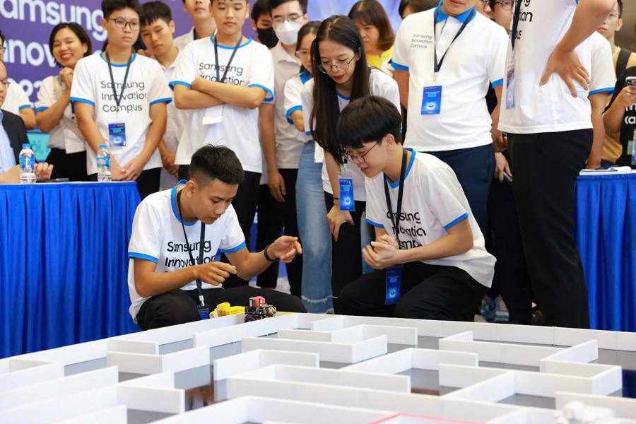 Cuộc thi s&aacute;ng tạo khoa học c&ocirc;ng nghệ (Innovation Tech Challenge).