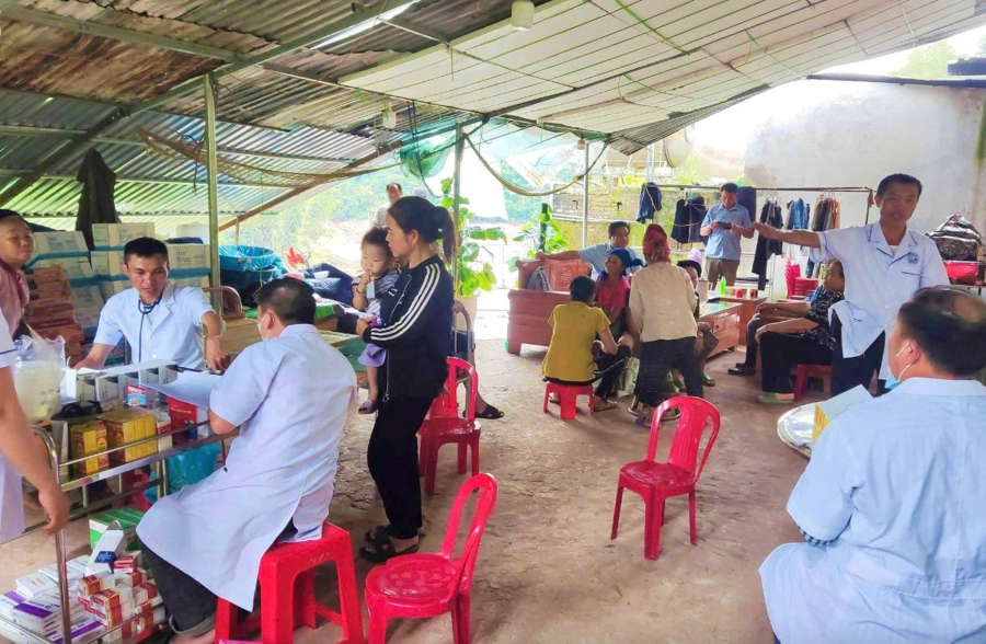 Ngagrave;ynbsp; 29/7, Trạm y tế datilde; chiến xatilde; Mỹ Lyacute;, tỉnh Nghệ An đatilde; triển khai hoạt động khaacute;m chữa bệnhnbsp;cho người dacirc;n trecirc;n địa bagrave;n.nbsp;