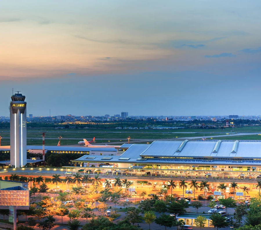 Sân bay quốc tế Tân Sơn Nhất.