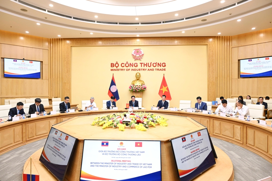 Việt Nam – Lào đưa quan hệ kinh tế, thương mại, năng lượng lên tầm cao mới - Ảnh 1