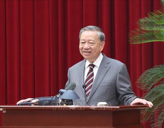 Tổng B&iacute; thư nhấn mạnh: Tr&iacute; thức, nh&agrave; khoa học, văn nghệ sĩ tiếp tục l&agrave; lực lượng ti&ecirc;n phong mở đường cho d&acirc;n tộc tiến l&ecirc;n mạnh mẽ - Ảnh: TTXVN